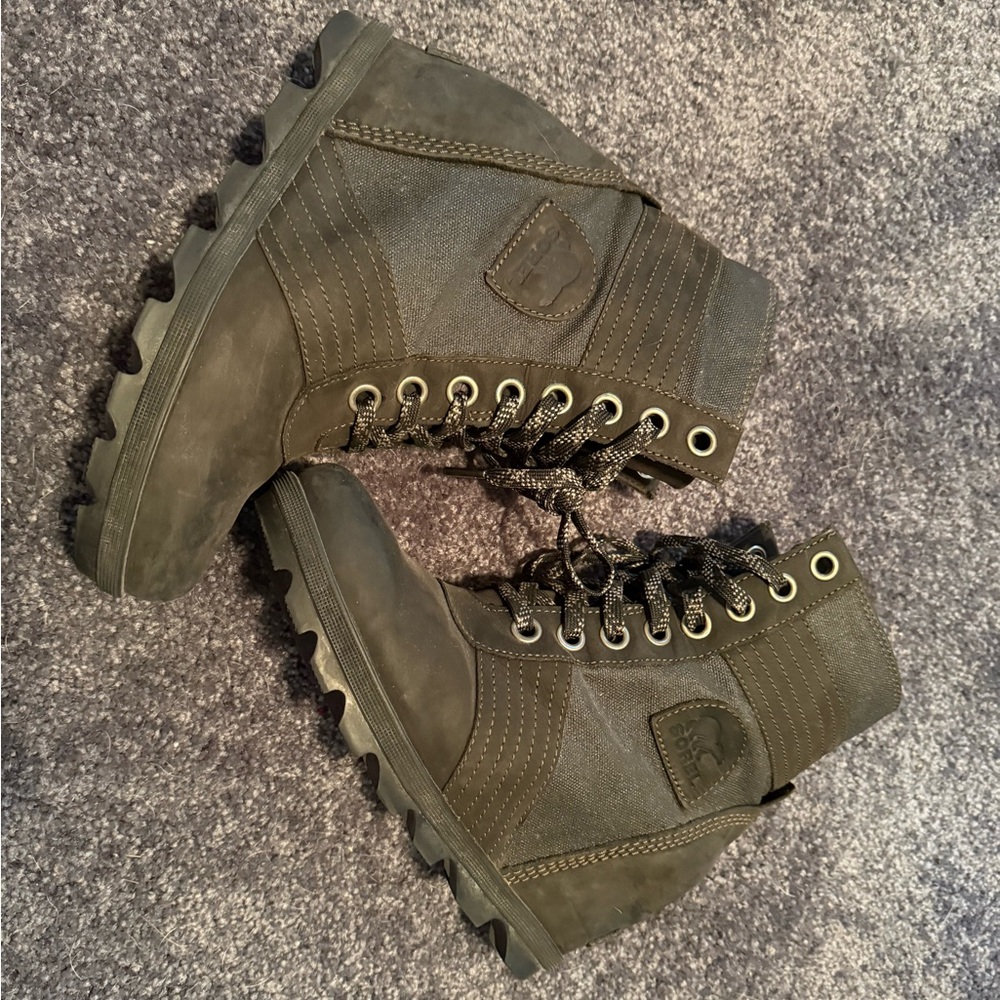Sorel Black Lace-Up Wedge Boots